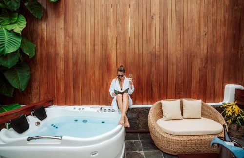 Bahía de la Academia Hotel | Hotel Villa Escalesia Galapagos