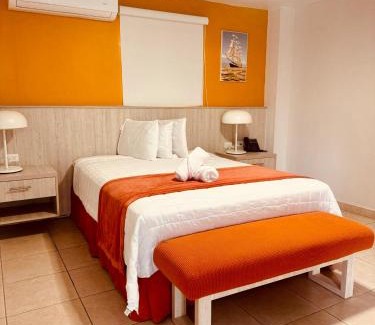 Aguirre Hotel | Hotel Vista Bahia & Marina