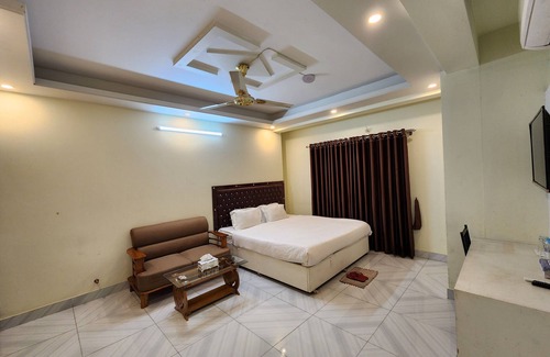 Dhaka Hotel | Hotel White Stone