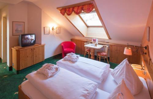 Emmersdorf an der Donau Hotel | Hotel Zum Schwarzen Bären