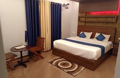 Munnar Hotel | HotelGurubhavan