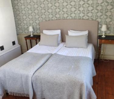 Vadstena Cama Y Desayuno | Hotell Dahlströmska gården