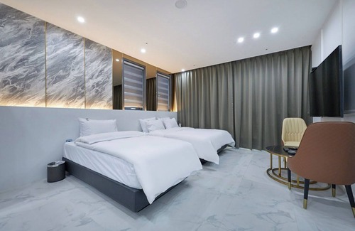 Bongcheon-dong Hotel | HOUND HOTEL