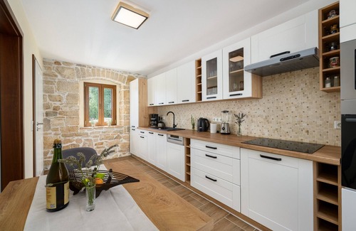 Kastelir-Labinci Chalet De Esquí | Casa Simona with pool in Kastelir, istria