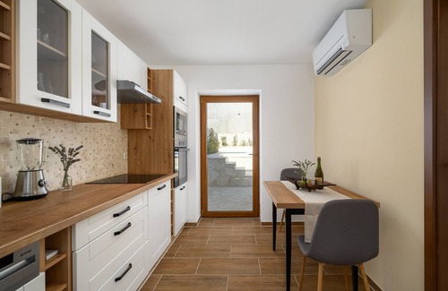 Kastelir-Labinci Chalet De Esquí | Casa Simona with pool in Kastelir, istria