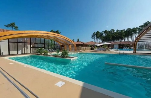 Parentis-en-Born Casa | House for 4 people in a 3* residence with swimming pools near the lake, wifi