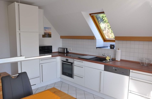 Detern Apartamento | House in the green upper floor