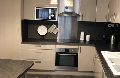 Eyragues Casa | House in the heart of the village