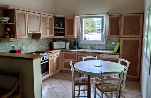 Plougrescant Casa | House just a stone's throw from the beach
