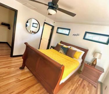 Downtown Casa | HOUSE OF ROCK - DOWNTOWN, RUPP ARENA, KEENELAND, HORSE PARK