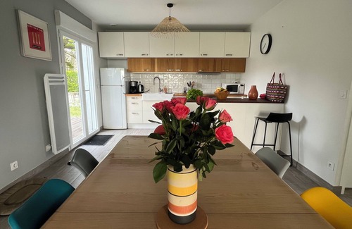 Guisseny Casa | House on the seafront (160m) and GR34, peaceful setting for weekends and vacations.
