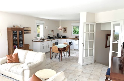 Le Val-Saint-Pere Casa | Casa con vistas a la bahía del Mont Saint Michel. 4/10 personas. tenis privado.
