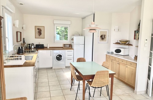 Le Val-Saint-Pere Casa | Casa con vistas a la bahía del Mont Saint Michel. 4/10 personas. tenis privado.