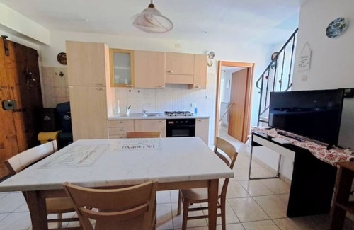 San Buono Casa | House with 2 rooms in the heart of the village!