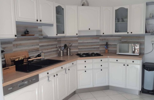 Saint-Quay-Perros Casa | House with garden, large veranda, WIFI in ST QUAY-PERROS