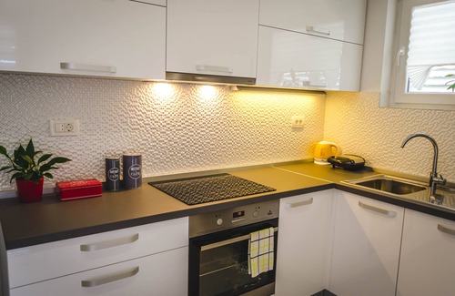 Kolocep Island Casa | Casa con vista al mar en una isla tranquila.