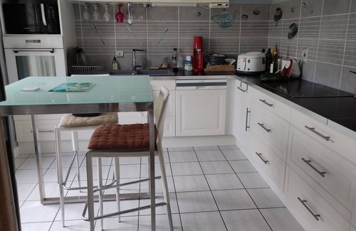 Alby-sur-Cheran Casa | House with swimming pool ... capacity 7 people