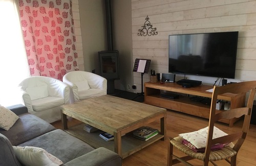 Fronsac Casa | Vrbo Property