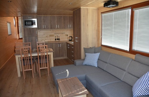 Holesovice Alquiler De Eote | House Boat Bonanza - Una experiencia única en Praga