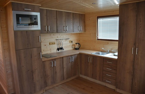 Holesovice Alquiler De Eote | House Boat Bonanza - Una experiencia única en Praga
