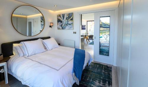 Kinsale Alquiler De Eote | Houseboat in Kinsale