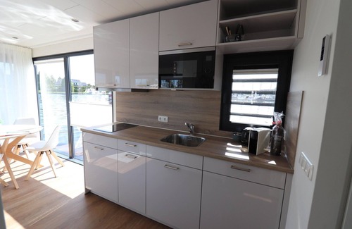 Lemmer Casa | Casa flotante en Lemmer con vistas al puerto