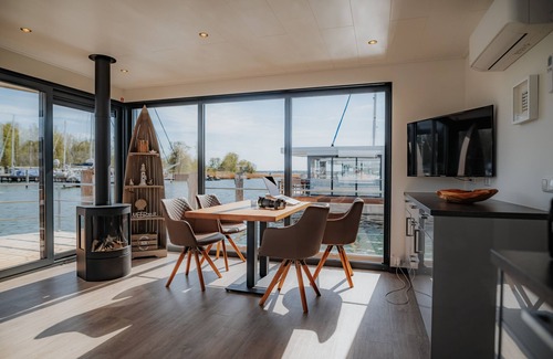 Peenemuende Alquiler De Eote | Houseboat Trinity, a sealoft on the Baltic Sea in Peenemünde Island Usedom