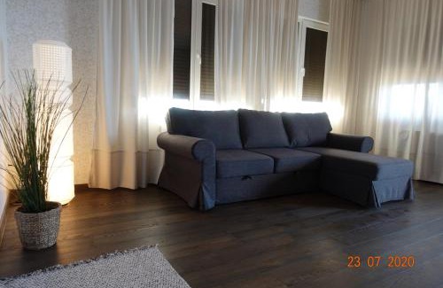 Jurmala Alquiler De Eote | Houseboat "Upes Nams"