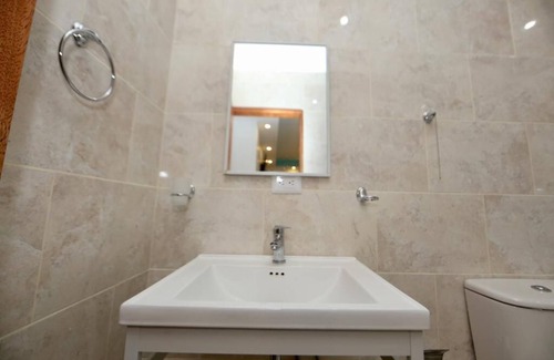 Zona Colonial Hotel | Housing Stacey