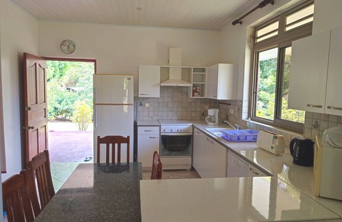 Huahine Chalet De Esquí | HUAHINE - Fare Teakavehere Tipanier + rental car