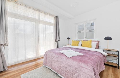 Downtown Apartamento | Huge Apartment - Best Location - Large Patio