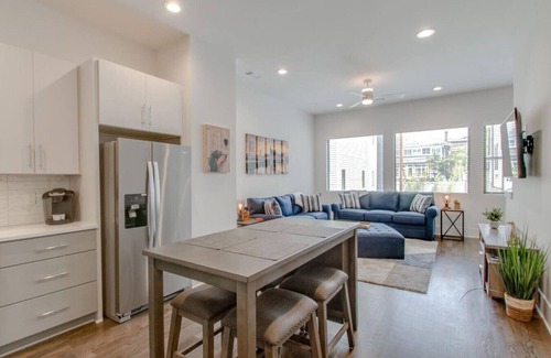 Midtown Casa | Huge Stunning Townhome - Private Viewing Terrace