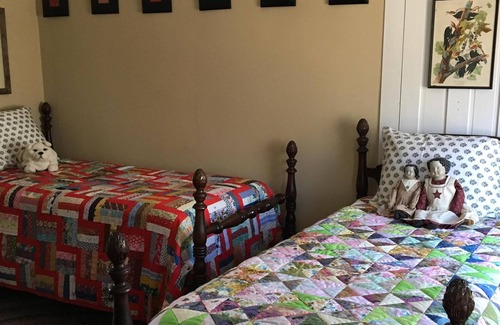 Stoddard Cama Y Desayuno | Colibrí Colina Bed & Breakfast 3