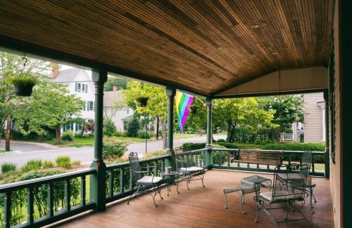 Easton Cama Y Desayuno | Hummingbird Inn