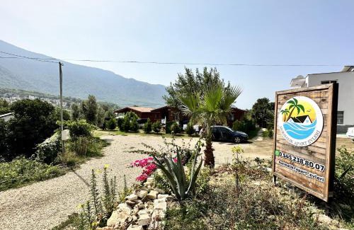 Karaoz Apartamento | Hurmalik Aparts & Bungalows - Family Bungalows - Large Garden Bungalow with Barbecue