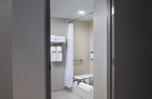 Chantilly Hotel | Hyatt Place Chantilly Dulles Airport-South