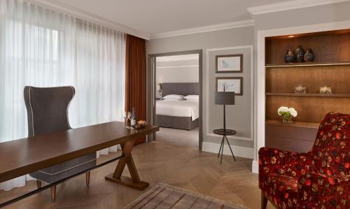 City of Westminster Hotel | Hyatt Regency London - The Churchill
