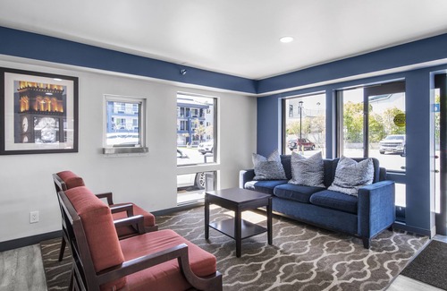 Lamanda Park Hotel | Hyland Inn Pasadena Civic Auditorium