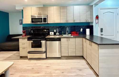 Longueuil Casa | I-Cosy & Bright Apartment near Old Port Montreal/South Shore