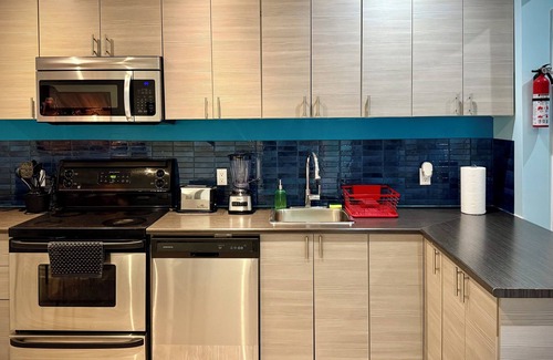 Longueuil Casa | I-Cosy & Bright Apartment near Old Port Montreal/South Shore