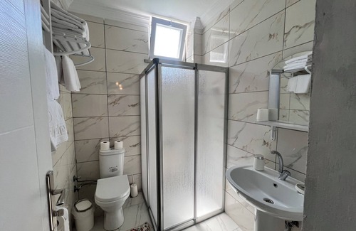 Inebolu Hotel | İnebolu EsKonak Otel