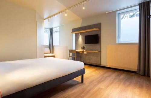 Antony Hotel | ibis budget Antony Massy rénové 2024