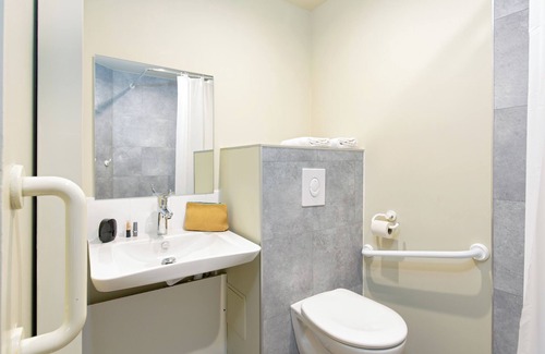 Cavaillon Hotel | ibis budget Cavaillon