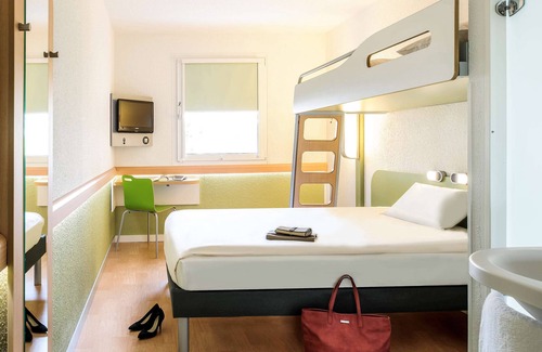 Gennevilliers Hotel | ibis budget Gennevilliers Asnières