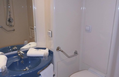 Meung-sur-Loire Hotel | ibis budget Orléans Ouest Meung Sur Loire