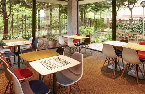 West Thurrock Hotel | ibis London Thurrock M25