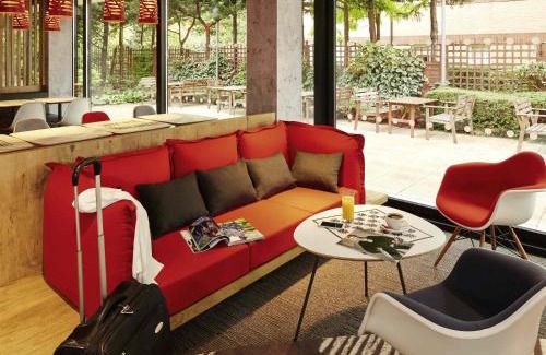 West Thurrock Hotel | ibis London Thurrock M25