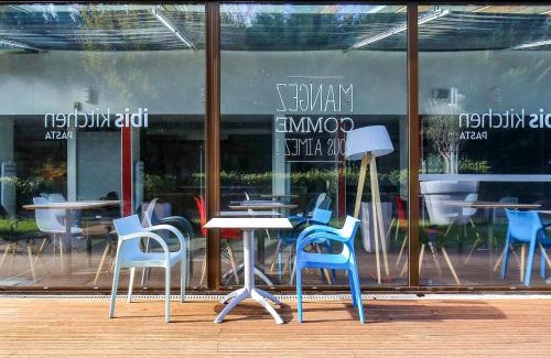 Emerainville Hotel | ibis Paris Marne la Vallee Emerainville