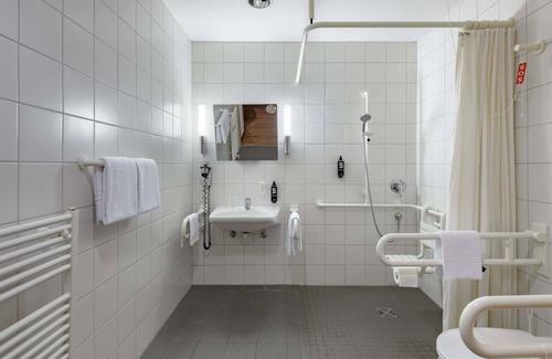 Leinfelden-Echterdingen Hotel | ibis Stuttgart Airport Messe