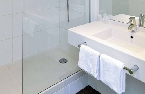Champniers Hotel | ibis Styles Angouleme Nord